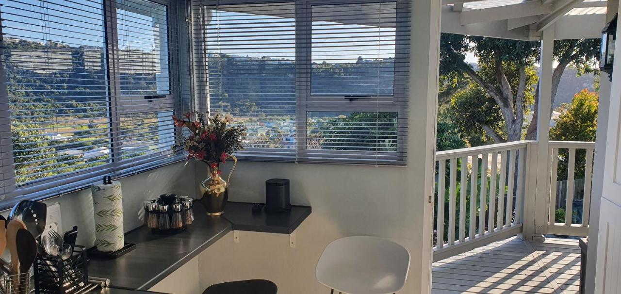 Modern Solar Powered 1 Bed Studio Apartment With Amazing Views Plettenberg Bay Dış mekan fotoğraf